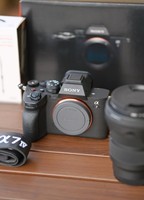 Appareil photo numérique professionnel Sony Alpha 7 IV, enregistrement vidéo Full HD, capteur CMOS sans miroir, batterie au lithium, écran >3 pouces