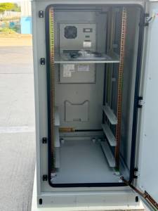Gabinetes de Telecomunicaciones para Exteriores de 19 Pulgadas, 22U, 24U, 27U, Impermeables, para Baterías y Equipos Eléctricos, con Aire Acondicionado - Product Image 1