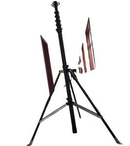 Trípode Portátil de Fibra de Carbono en Color Negro - Product Image 1