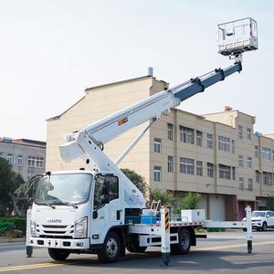 Camion élévateur télescopique à 4 sections de 24 m sur châssis Isuzu avec stabilisateurs hydrauliques pour l'entretien des jardins - Product Image 5