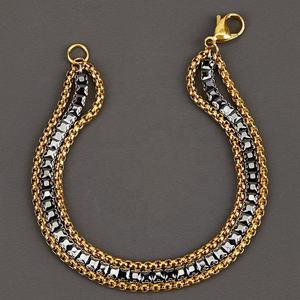 สร้อยข้อมือสามชั้นสำหรับผู้หญิงผู้ชาย สแตนเลสสตีล ทนทาน ไม่ลอก สีทอง/ดำ - Product Image 5