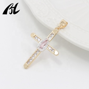 Collar de la Virgen de Guadalupe de tres colores, ¡Gran oferta! Diseños modernos en oro, colgante de crucifijo, cadena con cruz de Jesús para aleación metálica y circonita. - Product Image 5