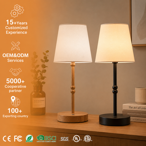 Lampe de table classique de style européen, nordique, moderne et luxueuse, LED, rechargeable par contact, <span class=keywords><strong>abat</strong></span>-<span class=keywords><strong>jour</strong></span> en tissu, modèle haut de gamme sans fil - Product Image 1