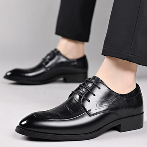 Chaussures habillées Oxford en cuir véritable noir à bout pointu, lacées, semelle extérieure en caoutchouc antidérapante – Vente en gros de chaussures en cuir - Product Image 3