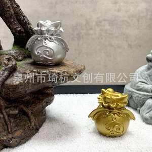 Bolsa de la suerte de estilo chino, decoración de lingotes de oro y plata, forma redonda, resina sintética, decoración del hogar para sala de estar, dormitorio, estudio - Product Image 1