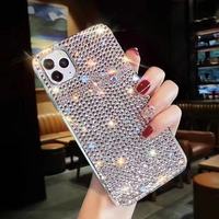 Coque de téléphone portable sport en silicone antichoc Vipetsy personnalisable, mignonne, kawaii, avec strass, motif ours rose et cristaux, pour iPhone 15/16 Pro