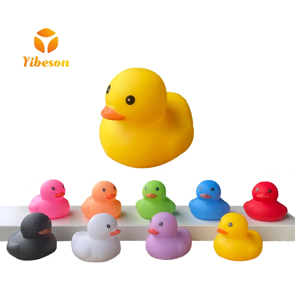 OEM conception personnalisée imprimé logo drôle flottant bébé jouet de bain coloré en vrac mini canard en caoutchouc souple
