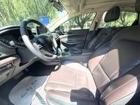 Changan Ruicheng CC 2018 Usado a Precio Accesible, 1.5T Gasolina, 6AT, Sedán, Volante a la Izquierda, en Buenas Condiciones, para Exportación, Auto Usado en Venta