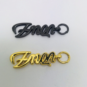 Étiquette métallique personnalisée, badge métallique avec logo pour l'emballage de cosmétiques et de soins de la peau, conception personnalisée, vente en gros pour les produits de beauté - Product Image 2