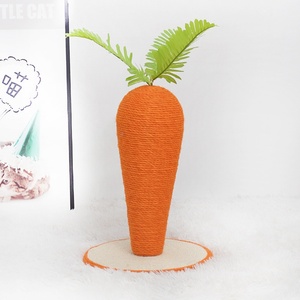 Lüks Kedi Tırmalama Direği, Sisal Havuç Oyuncaklı - Yavru Kediler için İnteraktif Tırmanma Direği - Product Image 3