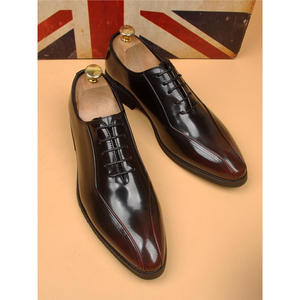 รองเท้าหนังแท้สุดหรูสำหรับผู้ชายทันสมัย - Product Image 5