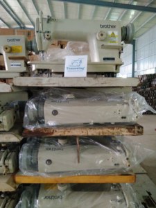เครื่องจักรอุตสาหกรรมมือสองจากญี่ปุ่น รุ่น 1110 เครื่องเย็บผ้าแบบตรง  เครื่องจักรสำหรับเสื้อผ้าและสิ่งทอ - Product Image 3