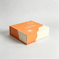 Boîte cadeau rigide magnétique blanche avec couvercle pour cartes de visite de luxe personnalisées, insert magnétique et sac inclus