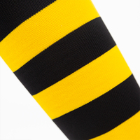 Chaussettes de baseball classiques rayées tricotées sur mesure pour jeunes, antidérapantes, respirantes, antibactériennes, séchage rapide, longues jusqu'au genou, pour le sport en automne