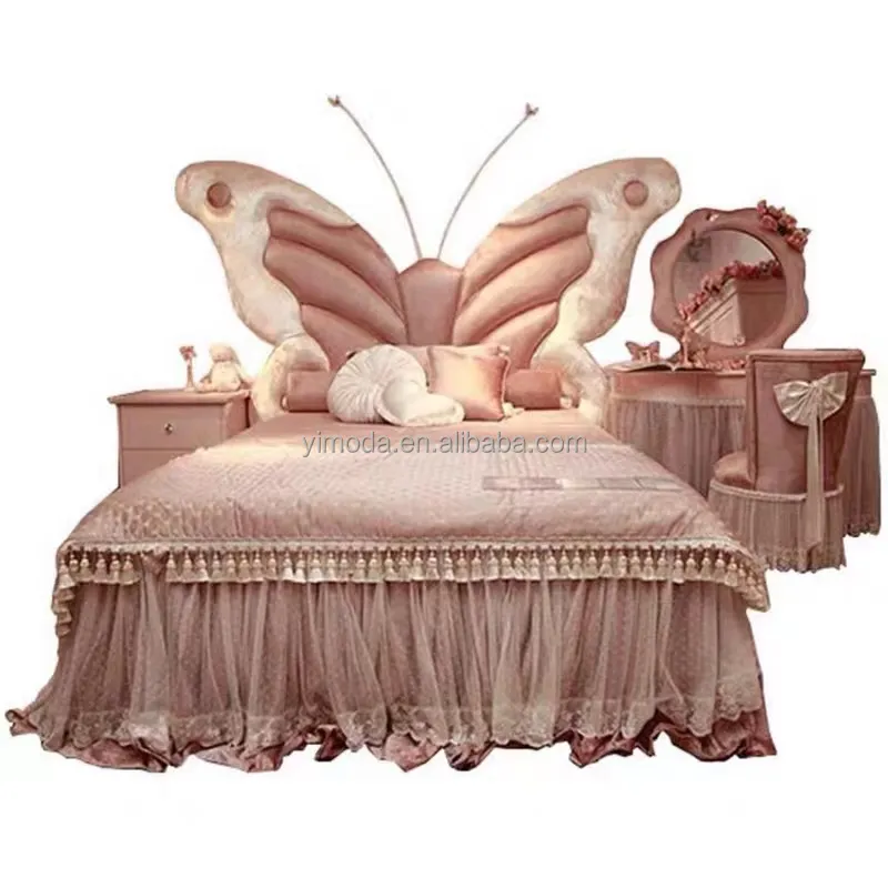 Кровать-бабочка из цельного дерева