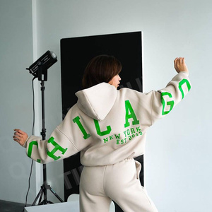 Conjunto de Sudadera con Capucha y Pantalones Deportivos Personalizados con Logotipo para Mujer, Chándal de Dos Piezas, Conjunto de Sudadera con Capucha y Pantalones Deportivos, Sudaderas con Capucha para Mujer - Product Image 4