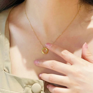 Collar de Clavícula 3D con Colgante de Banda de Möbius de Oro Puro 999 sobre Base de Agua. para tu esposa o <span class=keywords><strong>novia</strong></span> - Product Image 4
