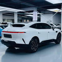 Voiture d'occasion chinoise à énergie nouvelle 2023 Avatr 11 RWD Conduite à gauche Idéale pour la conduite autonome