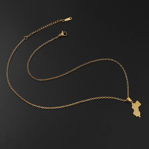 Collar <span class=keywords><strong>de</strong></span> Cadena con Eslabones <span class=keywords><strong>de</strong></span> <span class=keywords><strong>Mapa</strong></span> <span class=keywords><strong>de</strong></span> la Isla Mustique en Acero Inoxidable, Collar con Colgante <span class=keywords><strong>de</strong></span> la Isla Mustique, San Vicente y <span class=keywords><strong>las</strong></span> Granadinas, en Oro <span class=keywords><strong>de</strong></span> 18K - Product Image 3