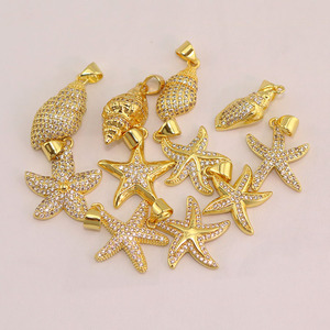 CZ9055 Ciondolo a forma di stella marina, conchiglia o conchiglia marina, piccolo e delicato, placcato oro 18k con micro pavé di zirconi, per <span class=keywords><strong>la</strong></span> creazione di gioielli fai da te - Product Image 2