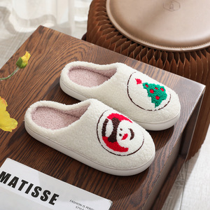 Chaussons <span class=keywords><strong>d</strong></span>'intérieur de Noël <span class=keywords><strong>en</strong></span> peluche épaisse, doublure douce <span class=keywords><strong>en</strong></span> polaire <span class=keywords><strong>d</strong></span>'<span class=keywords><strong>agneau</strong></span>, semelle antidérapante <span class=keywords><strong>en</strong></span> TPR, chaussons <span class=keywords><strong>d</strong></span>'hiver confortables et chauds pour les fêtes - Product Image 4