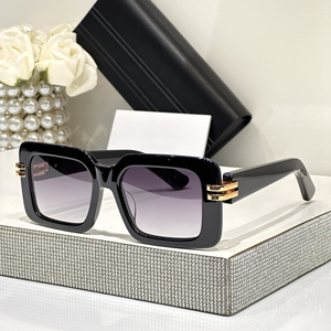 Occhiali da <span class=keywords><strong>Sole</strong></span> Classici Quadrati Casual alla Moda per Uomo e Donna, Protezione UV400, Disponibili in Arancione, Bianco, Rosso, Rosa per Spiaggia e Attività all'Aperto - Product Image 1