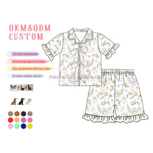 Set pigiama pasquale per famiglia con stampa di coniglio personalizzato con Logo e ricamo con nome - Product Image 4