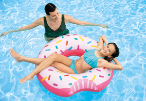 Intex 56265 donat kolam renang tiup, tabung renang PVC portabel untuk anak-anak dan wanita - Product Image 4