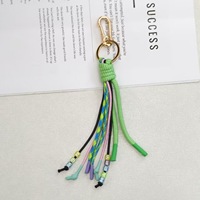Cuerda trenzada hecha a mano con letras en inglés para colgar en mochilas, borlas decorativas para bolsos, cordón de cincha y llavero