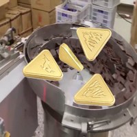 Machine d'emballage de chocolat en feuille triangulaire simple, à fonctionnement rapide, conçue sur mesure