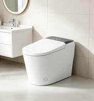 Toilette automatique tout-en-un avec stérilisation, siège chauffant, chasse d'eau à capteur de pied, couvercle automatique et protection en mousse intégrée pour salles de bain