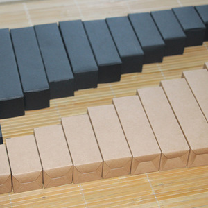 กล่องกระดาษคราฟท์สีขาวทรงสี่เหลี่ยมผืนผ้า ขนาด 30x30x110 มม. สำหรับบรรจุภัณฑ์ผลิตภัณฑ์อิเล็กทรอนิกส์ ผลิตที่เซินเจิ้น กระดาษแข็ง 350 กรัม หมายเลขสินค้า 0006 - Product Image 2