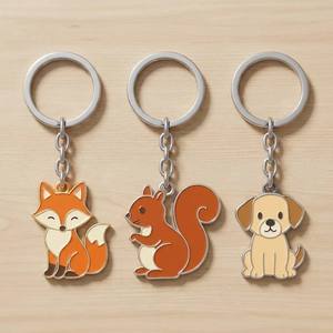 Porte-clés animé personnalisé en forme de renard animal de la forêt, broche mignonne pour enfants, accessoires pour sac à dos et uniforme - Product Image 1