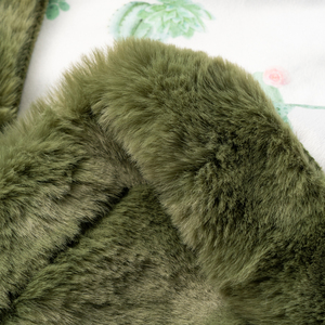 Coperta Comfort per Culla di Alta Qualità, Spessa e Soffice, con Bordo in Finta Pelliccia Verde, Stampa Boho con Piante di Cactus, Portatile per Neonati - Product Image 3