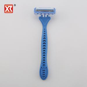 Maquinilla de Afeitar Desechable de Triple Hoja para Hombre, Mango de Plástico, Venta al por Mayor - Product Image 1