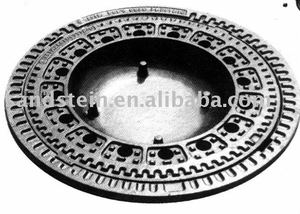 Aangepaste Vierkante Ductiele Gietijzeren Putdeksels En124 A15 B125 C250 D400 E600 F900 Nodulair Gietijzeren Putdeksel Met Frame - Product Image 6