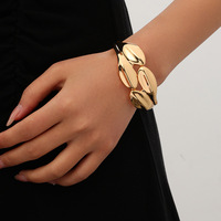 Ensemble de bracelets géométriques dorés en résine abstraite, bijoux de poignet tendance pour les soirées
