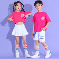 Kostum Tari Hip Hop Anak-anak Kaus Grafis Ukuran Besar Fuchsia Celana Pendek Jeans Biru Set Perlengkapan Pakaian Pertunjukan Jalanan Anak-anak