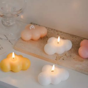 Bougies d'aromathérapie en forme de nuage de bulles en gros, personnalisables, faites à la main en cire de paraffine pour mariages, anniversaires, Nouvel An et fêtes - Product Image 3
