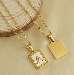 Precio de fábrica barato letra K collar joyería iniciales letra Collar chapado en oro <span class=keywords><strong>2023</strong></span> - Product Image 2