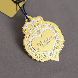 Etiqueta Colgante de Papel Perforado con Cordón de Plástico y Sello Personalizado, UV, Estampado en Lámina Plateada - Product Image 4