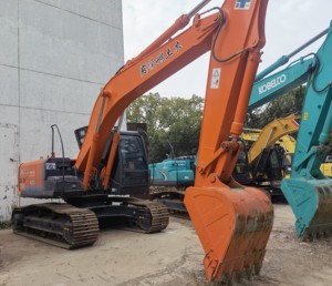 Excavatrice hydraulique Hitachi ZX200 de marque japonaise de haute qualité, 20 tonnes, équipement de construction lourd, prête à être expédiée, en promotion - Product Image 3