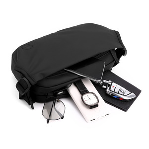 Sac banane unisexe imperméable en nylon, forme tonneau, moyen, avec fermeture éclair, sac à bandoulière minimaliste tendance, pochette pour téléphone - Product Image 5