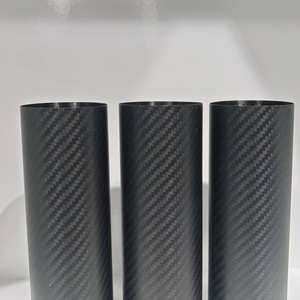 Tube rond en fibre de carbone léger haute résistance avec une excellente capacité de charge et des dimensions personnalisables - Product Image 2