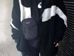 <span class=keywords><strong>Borsa</strong></span> a <span class=keywords><strong>tracolla</strong></span> in tela elegante all'ingrosso nuova <span class=keywords><strong>piccola</strong></span> <span class=keywords><strong>borsa</strong></span> a <span class=keywords><strong>tracolla</strong></span> <span class=keywords><strong>nera</strong></span> - Product Image 2