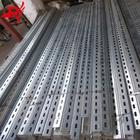 Profilés en acier galvanisé en forme de C à prix d'usine pour les rayonnages d'entrepôt et les structures de support