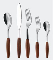 Ensemble de couverts en acier inoxydable avec manche en bois, couteau, fourchette et cuillère pour restaurant haut de gamme