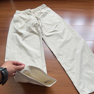 <span class=keywords><strong>Pantaloni</strong></span> Sportivi Unisex Larghi <span class=keywords><strong>con</strong></span> <span class=keywords><strong>Elastico</strong></span> <span class=keywords><strong>in</strong></span> Vita e Coulisse, <span class=keywords><strong>in</strong></span> Poliestere, per Palestra e Sport, Gamba Larga, Personalizzabili, Casual, Stile Baggy - Product Image 6