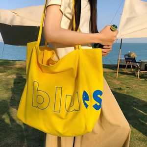 Sacs fourre-tout en toile portables pour femmes avec fermeture éclair, logo personnalisé, couleur unie - Utilisation été/automne/printemps - Product Image 2