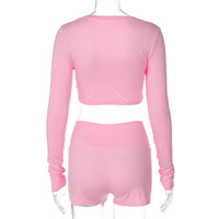 Ensemble deux pièces pour femmes, nouveau, couleur unie, haut court à manches longues torsadé, short moulant, tenue de sport et de yoga pour femmes